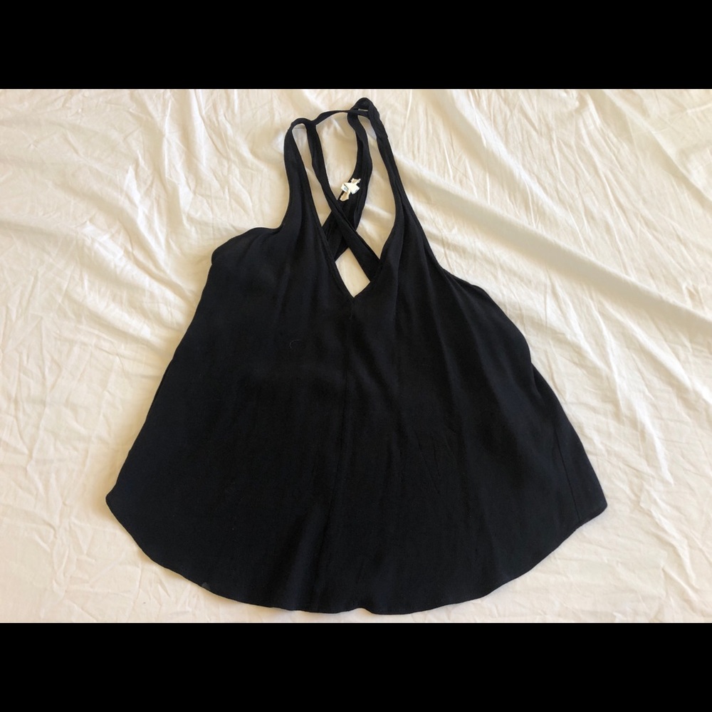 Silence and noise open back tank